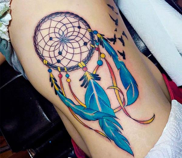 Upeita värejä kehon piirustus unelma sieppari tatuointi