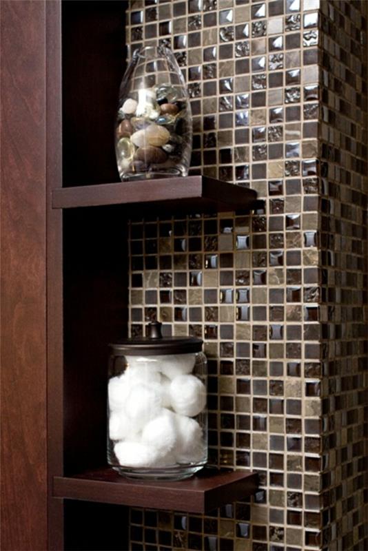 Upeat seinähyllyt mosaiikkilaattojen kylpyhuone ruskea kylpyhuone