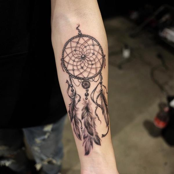 Suuri symboli unelma sieppari tatuointi