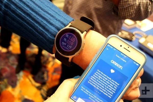 Sovelluksen CES 2019 omronin verenpaineenhallinnan 4 parasta terveyteen ja hyvinvointiin tarkoitettua gadgetia