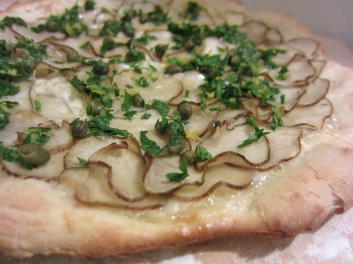 mielipideambur lähikuva tallennusveitsi studio valokuva creme tarte flambée