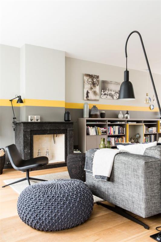 Trendivärit 2021 sisätiloissa, tyylikäs muotoilu, olohuone, moderni tunnelma, keltaiset raidat seinällä, pienet keltaiset aksentit