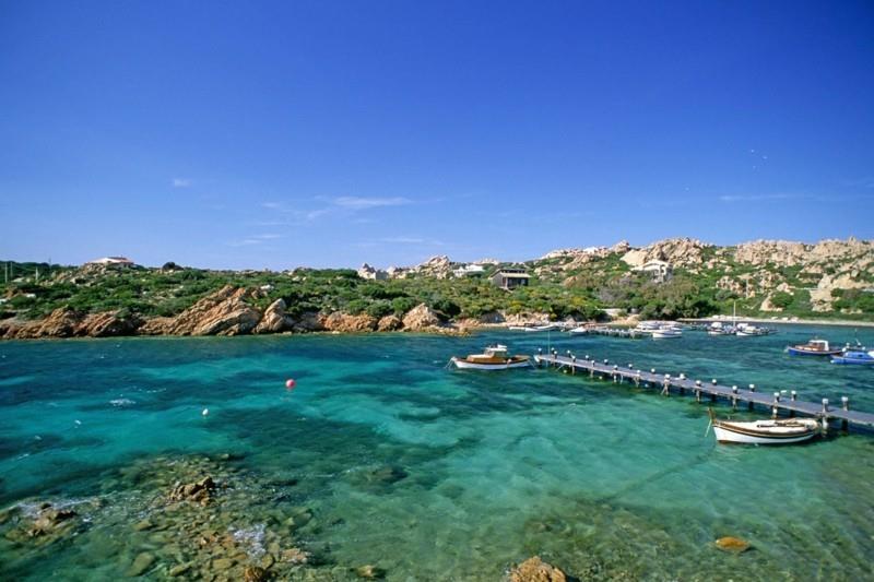 Loma Sardinia kesälomamatkakohde Italia La Maddalena