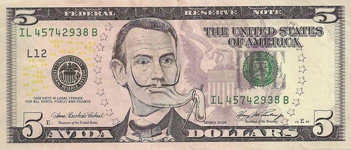 Yhdysvaltain dollarin setelit muuttavat euron dollarin salvador dali -tyyliin