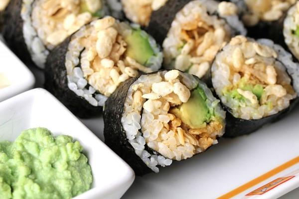 Vegaaniset jakkipuun reseptit ja mielenkiintoisia faktoja eksoottisesta lihan korvikkeesta, sushista ja jakkipuun kanssa