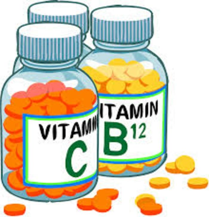 Vitamiinitabletit C -vitamiini B12 -vitamiini