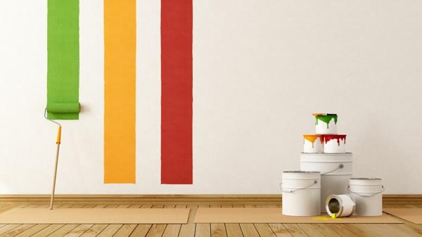 Yhdistä seinän värit mielenkiintoisella tavalla ja maalaa täydentäviä värejä