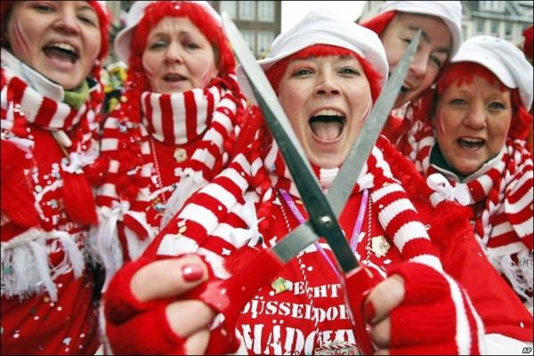 Milloin Weiberfastnacht Carnival 2015 on juhlallinen?