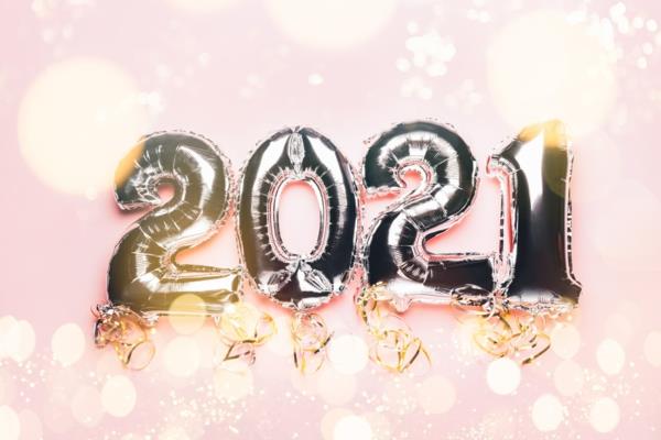 Mitä voit tehdä uudenvuodenaattona Juhli uudenvuodenaatto 2021 varmasti