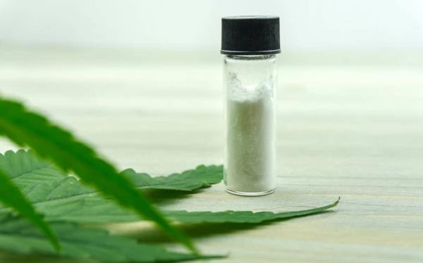 Mitä CBD -kiteet ovat ja mitä hyötyä niistä on 4