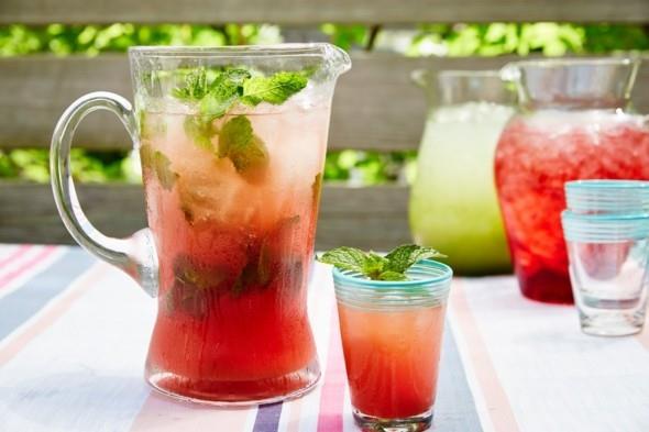 Vesimeloni terveet kesän hedelmät vesimeloni limonadi virkistäviä kesäjuomia