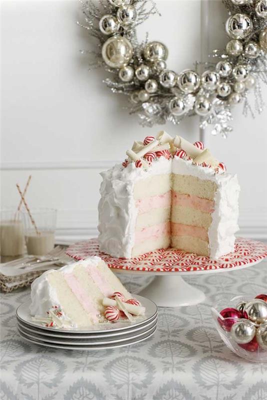 Valkoinen kakkuidea kakun koristeluun
