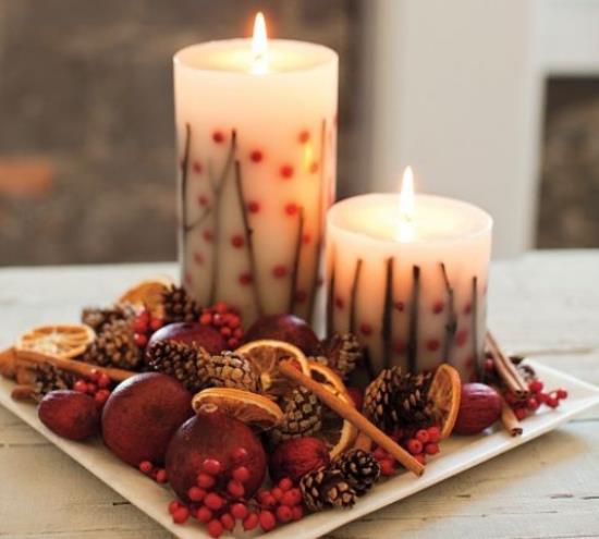 Joulukoristeita 3 pakko saada kaksi juoksevaa kynttilää Joulun aromit appelsiinit kanelitangot