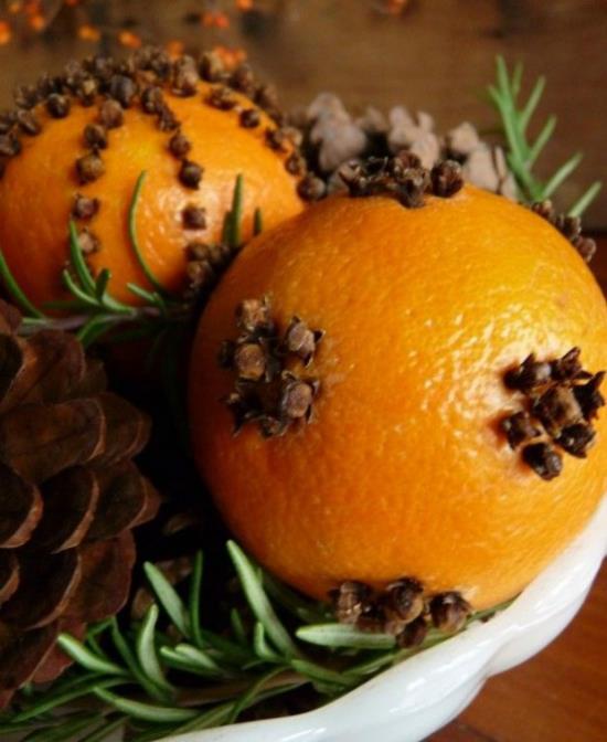 Joulukoristeilla on oltava joulun makuja appelsiinin tuoksun neilikka