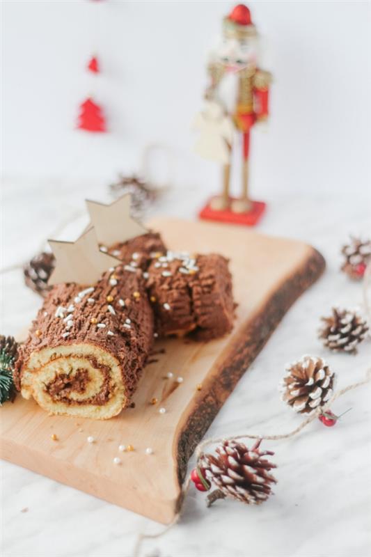 Joulujälkiruoka - Joulukuusen runko ja muita herkullisia reseptiideoita, joilla voit nauttia puunrunkojen suklaakoristeideoista
