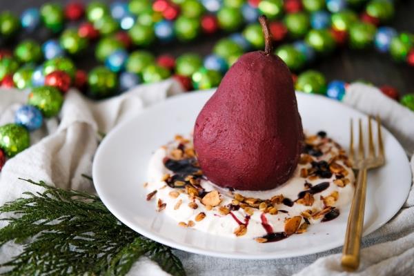 Joulujälkiruoka - Joulukuun runko ja muita herkullisia reseptiideoita nauttia sokeroidusta päärynäkermasta terveenä