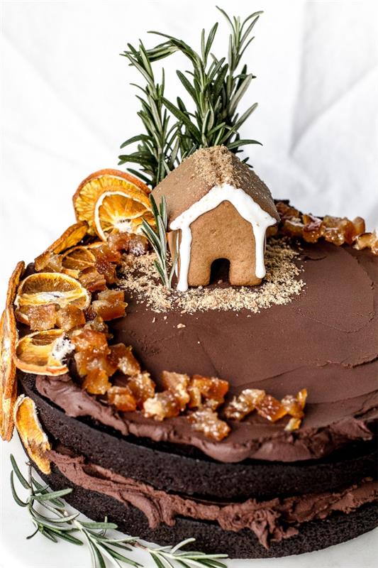 Joulujälkiruoka - Joulukuusen runko ja muita herkullisia reseptiideoita karamellikakun ja suklaakermaisen rosmariinin nauttimiseen