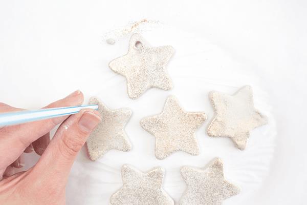 Joulutähdet kimaltelevat fimo -ideoita DIY -polymeerisavi tähdet kiiltävät