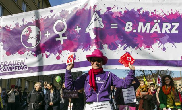 Kansainvälinen naistenpäivä 8. maaliskuuta, eri naisten toimintaa 26 maassa virallinen vapaapäivä