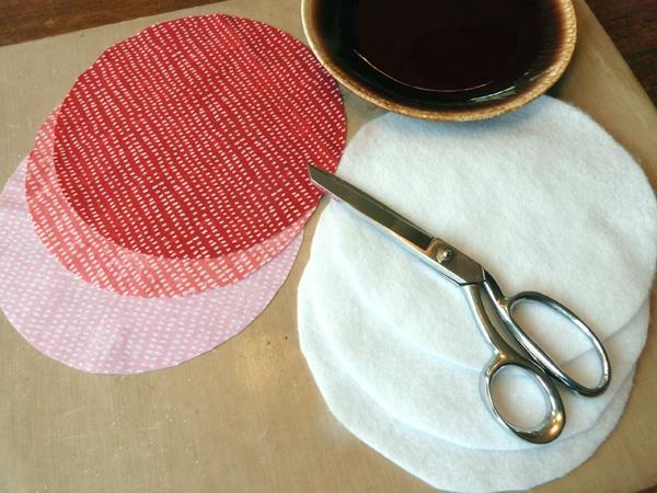 Tulppaanien tekeminen - ompeluohjeet DIY -tulppaaneille kangasmateriaaleista