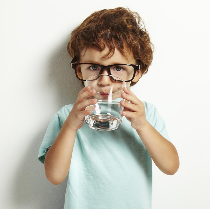 Kuinka lapset voivat laihtua juoda enemmän vettä