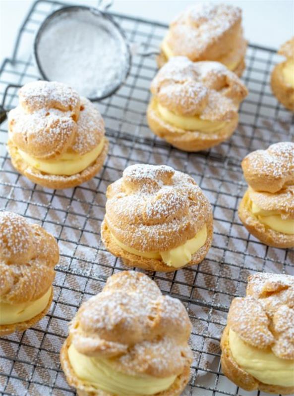 Paista kermapuffit resepti profiteroles