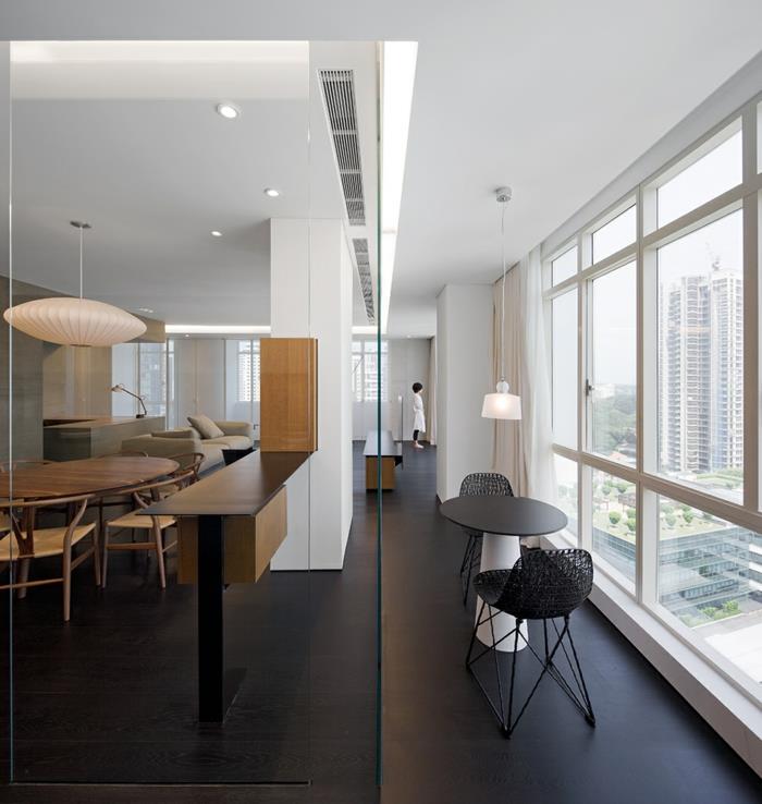 Wu Residence Singaporen teollisuuskalusteiden lasijakaja