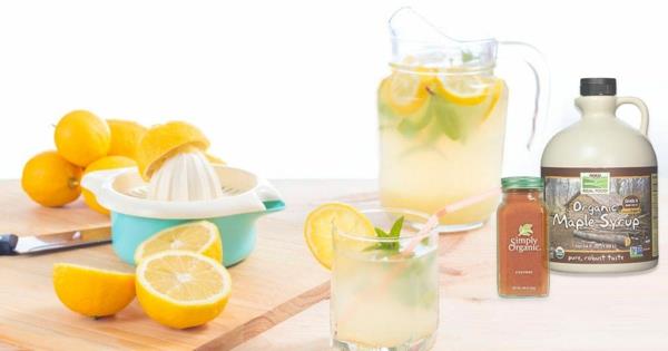 Sitruuna ruokavalio Detox juoma Valmista limonadi sitruunamehu