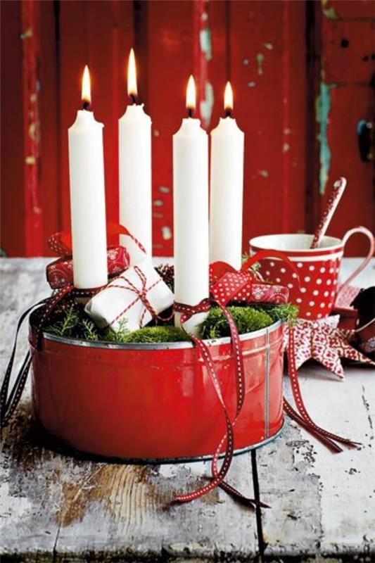vanhat leivinpannu sammal valkoiset kynttilät tekevät adventtiseppeleen itse