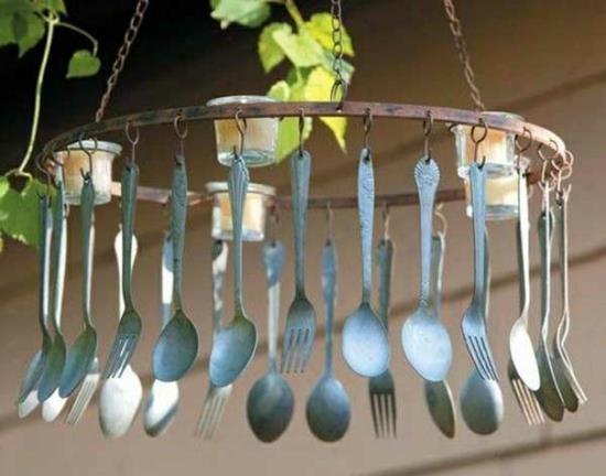 tee vanha ruokailuvälineiden DIY -puutarhakoriste itse