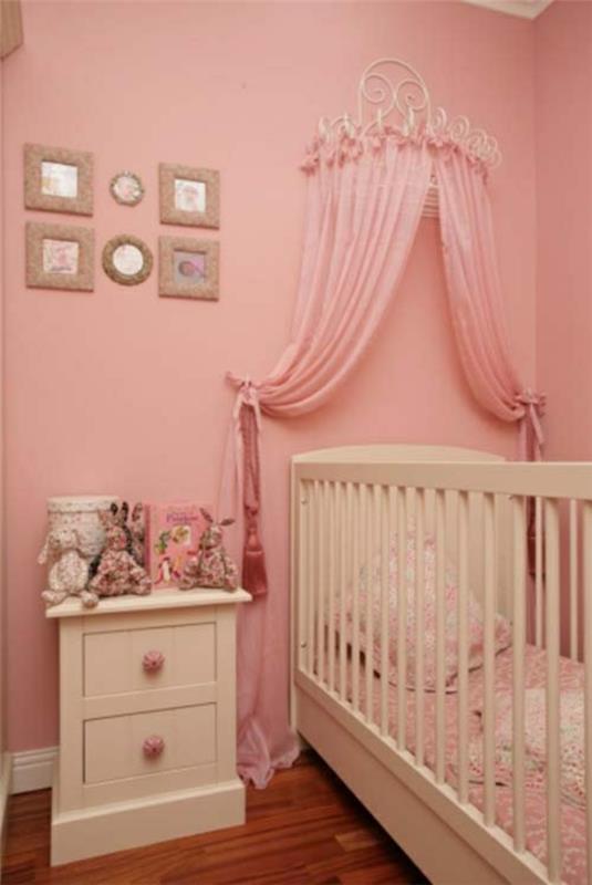 hämärä vaaleanpunainen seinämaali seinäkoriste lastenhuoneen suunnittelu tytön huoneen pinnasänky