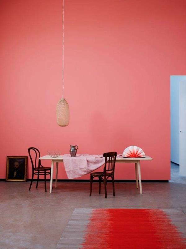 hämärä vaaleanpunainen olohuone klassinen vintage punainen matto