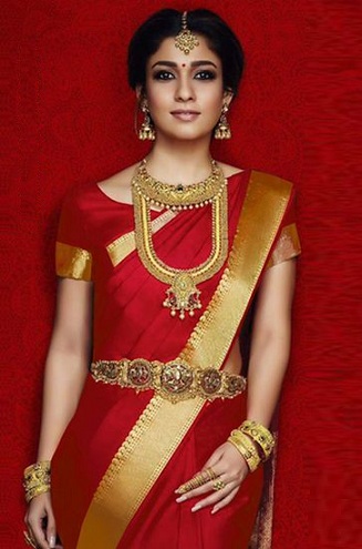 Nayanthara i traditionel Saree