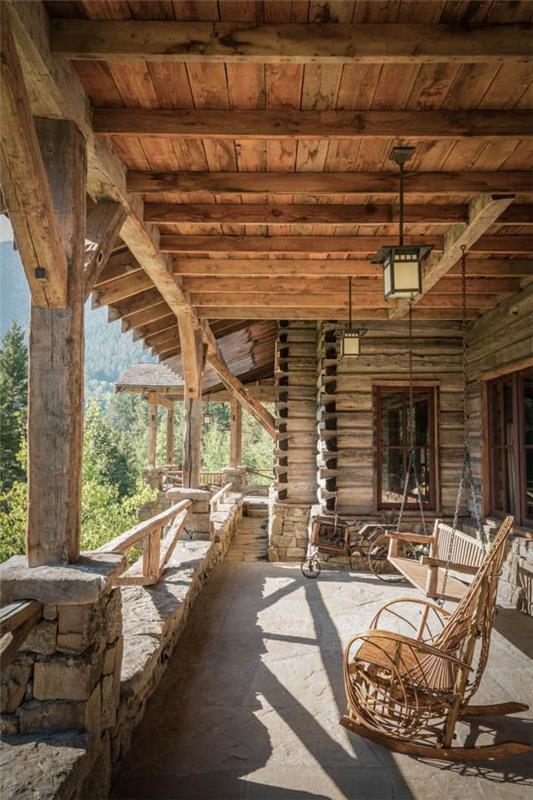 amerikkalainen puutalo maalaistalo, jossa on kuisti, rakentaa itsellesi vuoristomaja