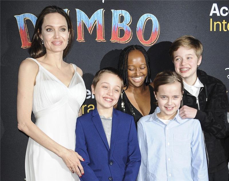 angelina jolie lasten dumbo