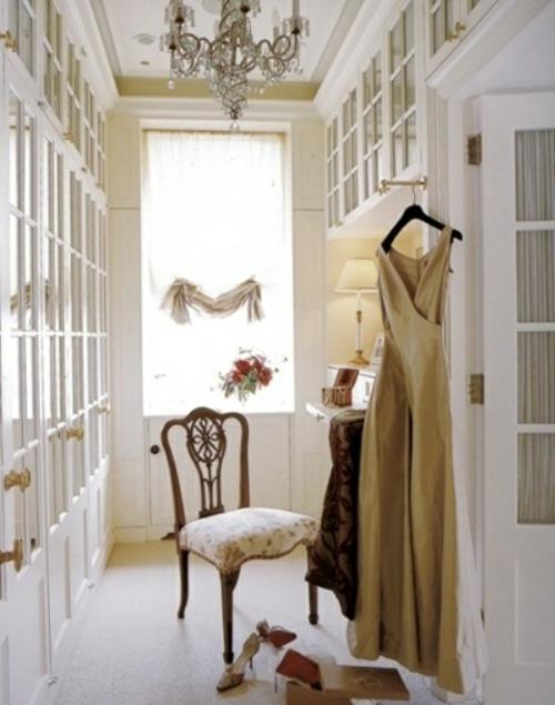 pukuhuoneen suunnittelu naisten tuoli tyylikäs valkoinen