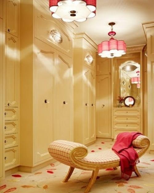 pukuhuone järjestää naisellinen vaaleanpunainen aksentti suunnittelija sohva matto