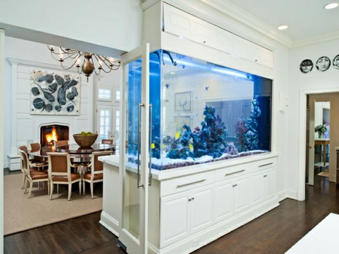 akvaario perustettu design -ilmapiiri sisustusesimerkit seinäsuunnittelu valkoiset huonekalut