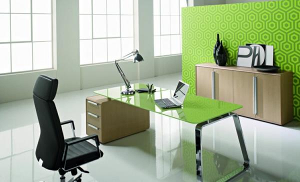 suunnittelututkimus feng shui toimistokalusteet puun värit