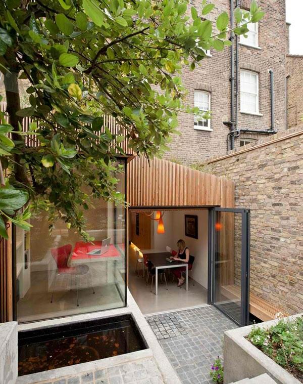 arkkitehtitalo jewelbox lontoo moderni arkkitehtuuri sisäpihan suunnittelu