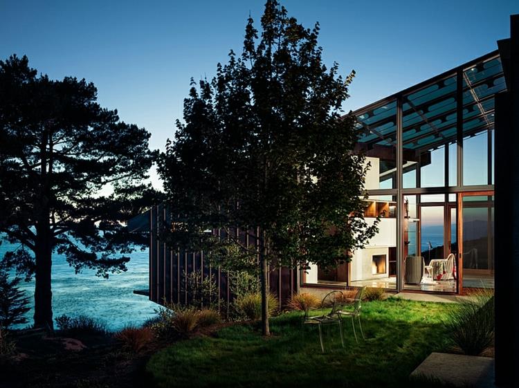 arkkitehtuuri-ja-suunnittelu-arkkitehti-talo-pacific-coast-cliff