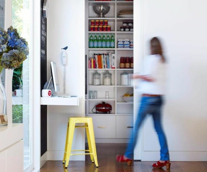 hyllyjen siistiminen konmari -menetelmä