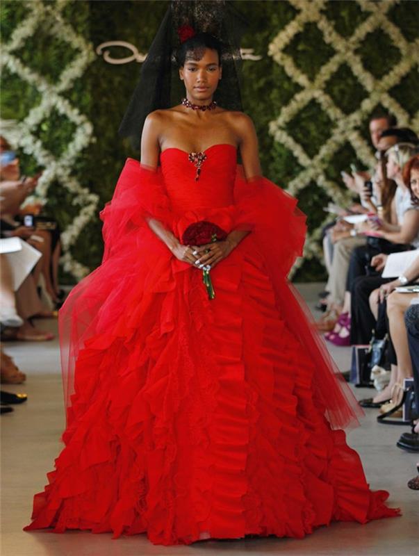 epätavalliset hääpuvut haute couture hääpuku oscar de la renta