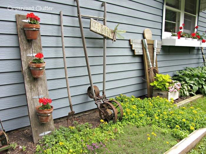 tee epätavallisia puutarhakoristeita itse kierrätysideoita diy koristelu uudelleen käyttää vanhoja työkaluja
