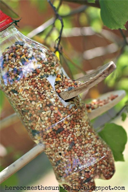 Tee epätavallisia puutarhakoristeita itse kierrätysideoita diy koristelu tuulikellot istua penkki puisista tikuista lintujen syöttölaite lintujen syöttöjalkine