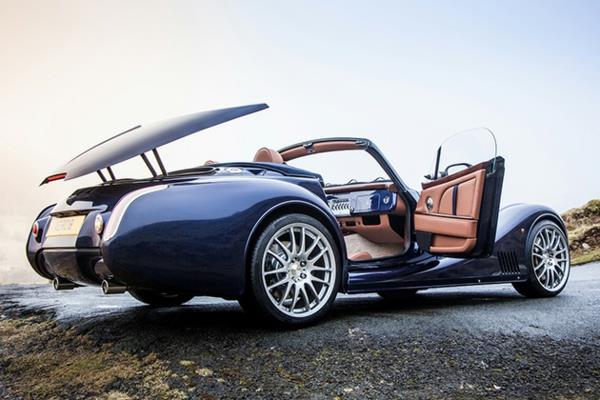 automerkki morgan aero yksinomainen muotoilu