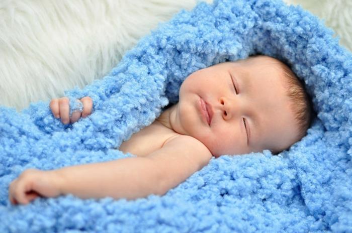 vauvan peitto sininen pehmeä