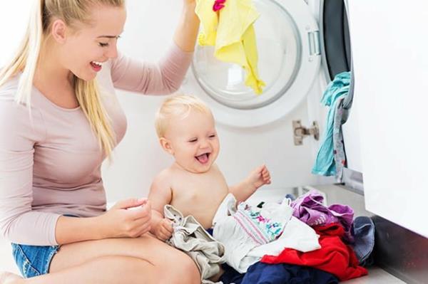 pese vauvan vaatteet kunnolla