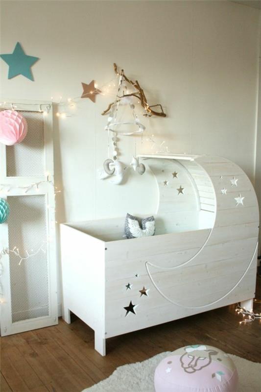 vauvan huone epätavallinen vauvan sänky suunnittelu puolikuu tähti seinäkoriste