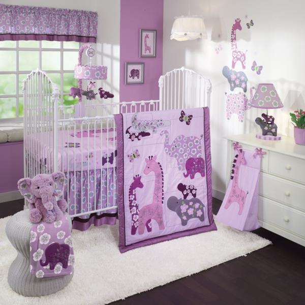 design vauvan huoneita violetti vivahteita valkoinen matto
